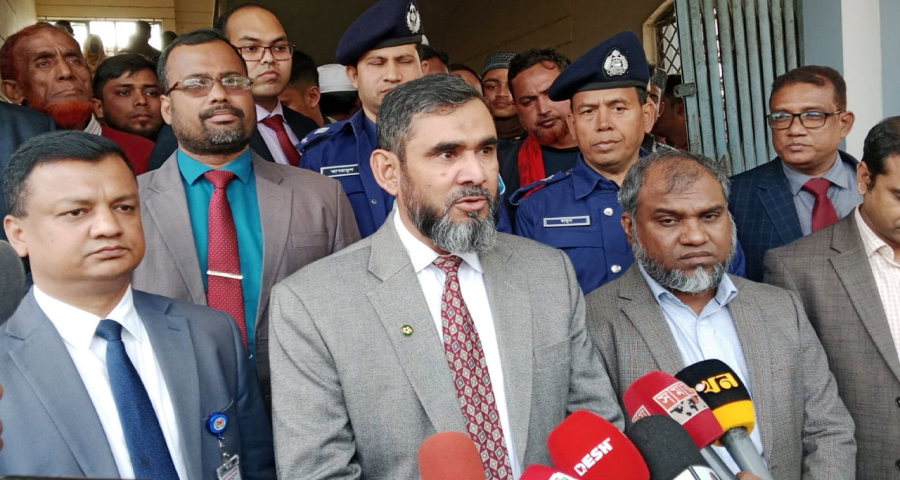 নির্বাচনের দিনক্ষণ নির্ধারণ কমিশনের হাতে নয়: ইসি সানাউল্লাহ