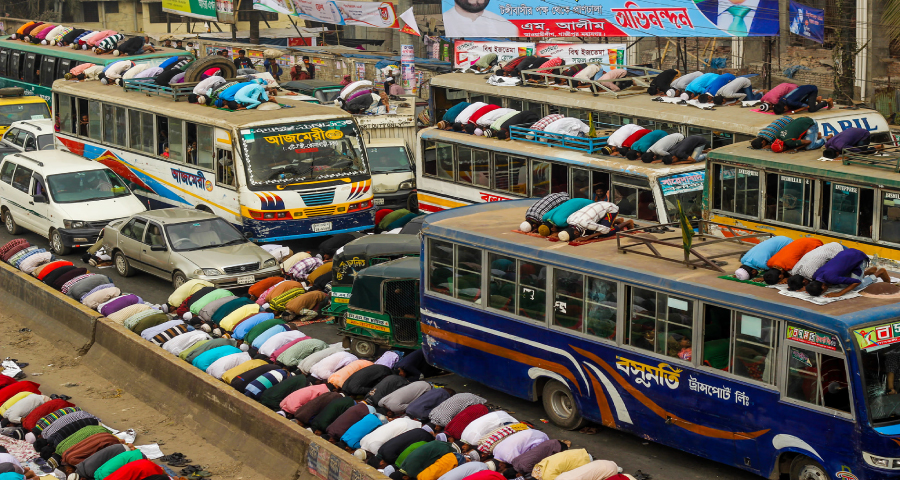 মধ্যরাত থেকে ইজতেমা এলাকায় বন্ধ থাকবে গণপরিবহন, বিকল্প নির্দেশনা