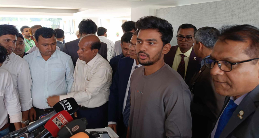 ‘অতিরিক্ত চাপ’ থেকে ডিসিরাও আগে স্থানীয় সরকার নির্বাচন চায়