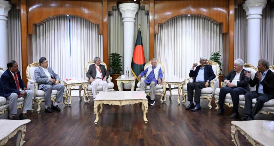 প্রধান উপদেষ্টার সঙ্গে বিএনপির বৈঠক শুরু