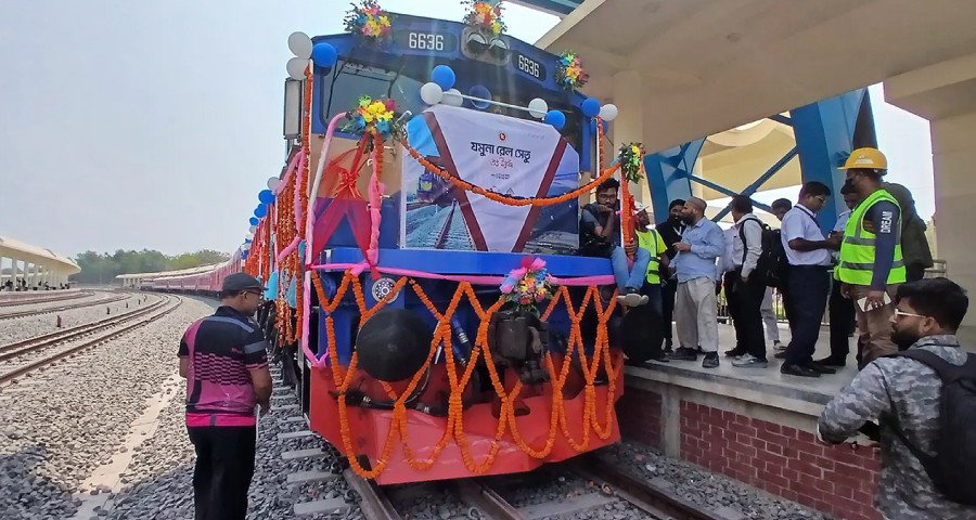 দেশের দীর্ঘতম রেলসেতুর উদ্বোধন