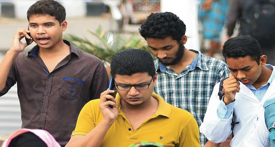 মোবাইল ফোনে কথা বলার ওপর শুল্ক–কর কমানোর সুপারিশ
