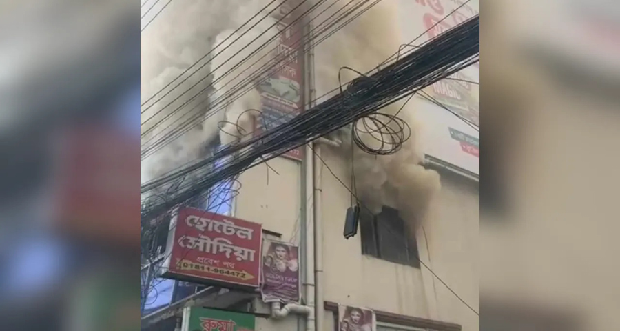 ঢাকায় আবাসিক হোটেলে আগুন, নিহত ৪