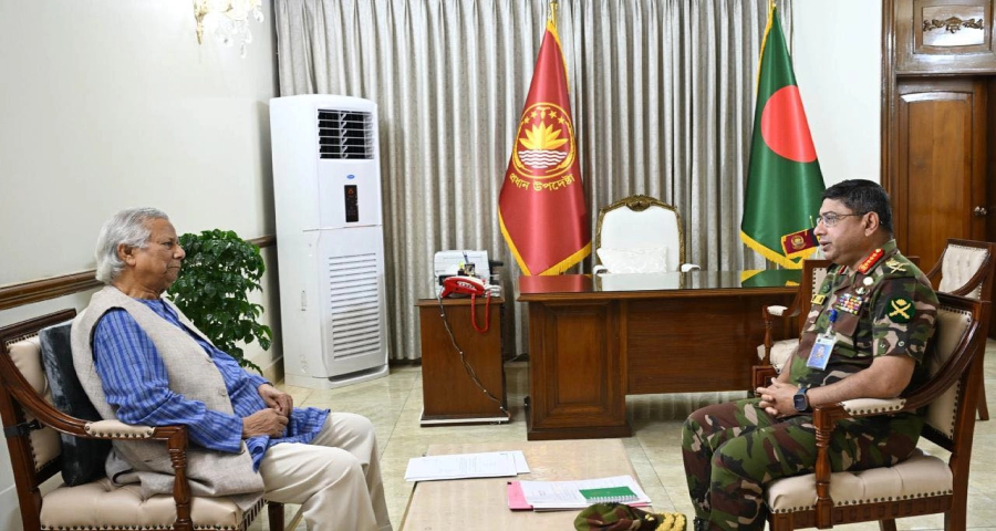 প্রধান উপদেষ্টার সঙ্গে সেনাপ্রধানের সাক্ষাৎ