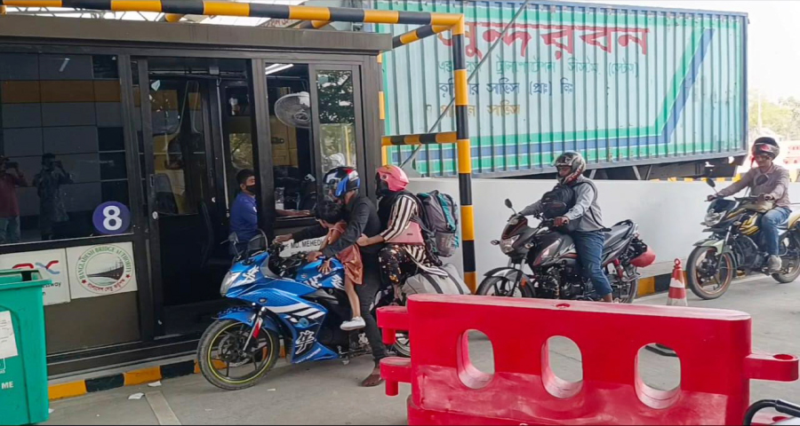 ১২ ঘণ্টায় পদ্মা সেতুতে ১ কোটি ৪৬ লাখ টাকা টোল আদায়