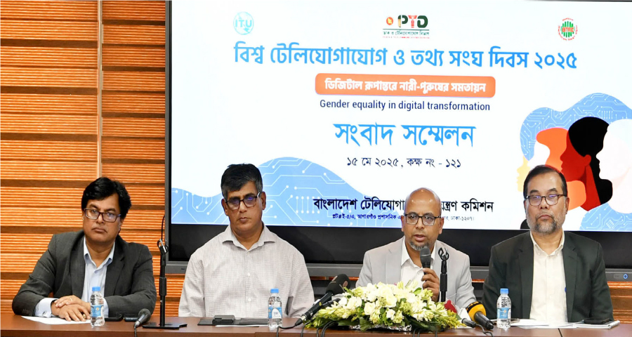 সুবিধা নিয়েও মোবাইল অপারেটররা ইন্টারনেটের দাম কমাচ্ছে না: ফয়েজ আহমদ