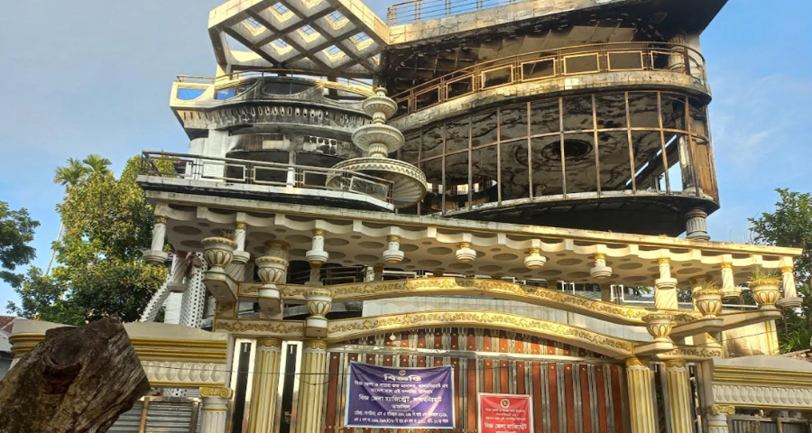 আ.লীগ নেতার বাড়িতে ছয়জনের মৃত্যুর ঘটনায় মামলা, গ্রেপ্তার ৬