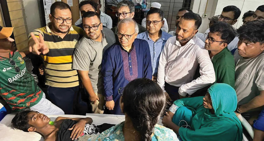 ‘বিষপান করা’ চোখ হারানো ৪ যুবকের পাশে তারেক রহমান