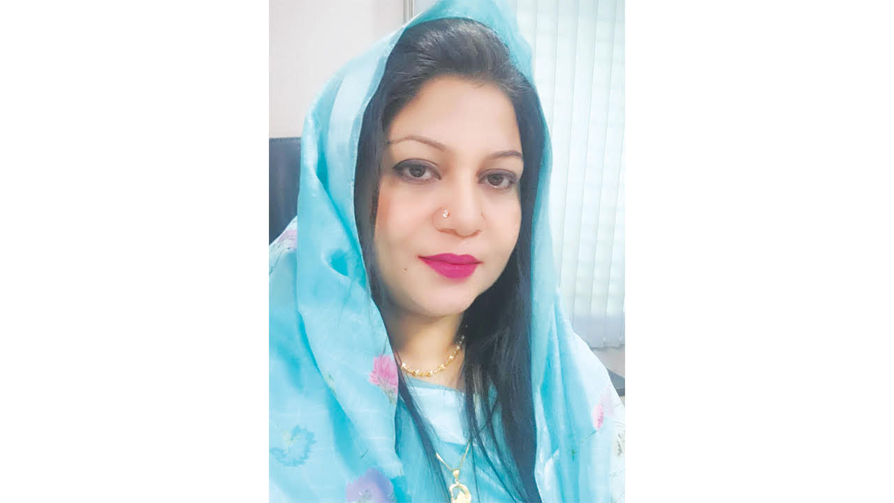 চট্টগ্রামে আওয়ামী লীগ নেত্রী জিনাত সোহানা গ্রেপ্তার