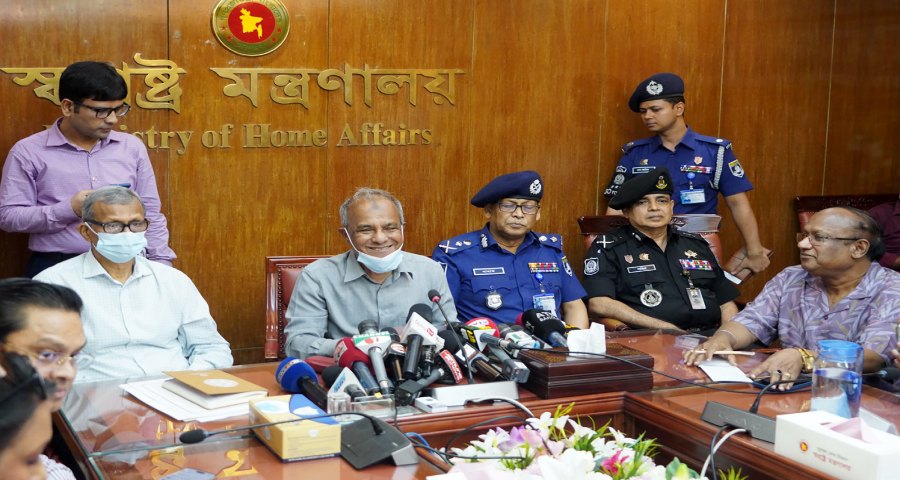 নির্বাচনের প্রস্তুতি নিতে আইনশৃঙ্খলা বাহিনীকে নির্দেশ