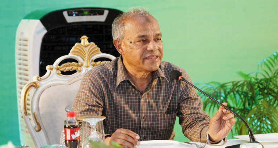 স্বরাষ্ট্র উপদেষ্টার কুরবানির গরুর দাম কত, জানালেন নিজেই