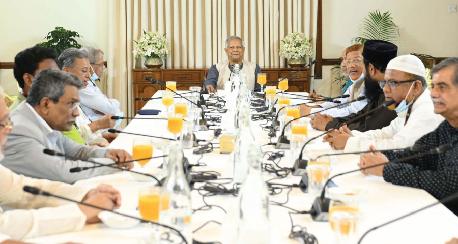 ফ্যাসিবাদবিরোধী দলগুলোর ঐক্য আরও বেশি দৃশ্যমান করতে হবে: প্রধান উপদেষ্টা