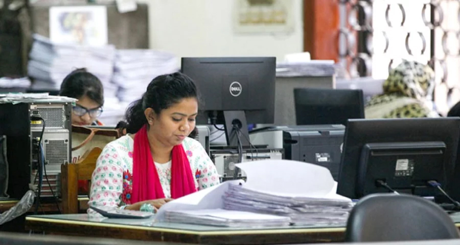 টানা ৩ দিনের ছুটিতে চাকরিজীবীরা