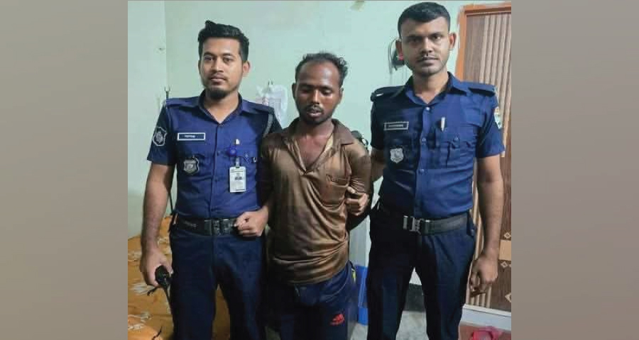 মা ও দুই সন্তানকে গলা কেটে হত্যা: গাজীপুর থেকে আসামি গ্রেপ্তার