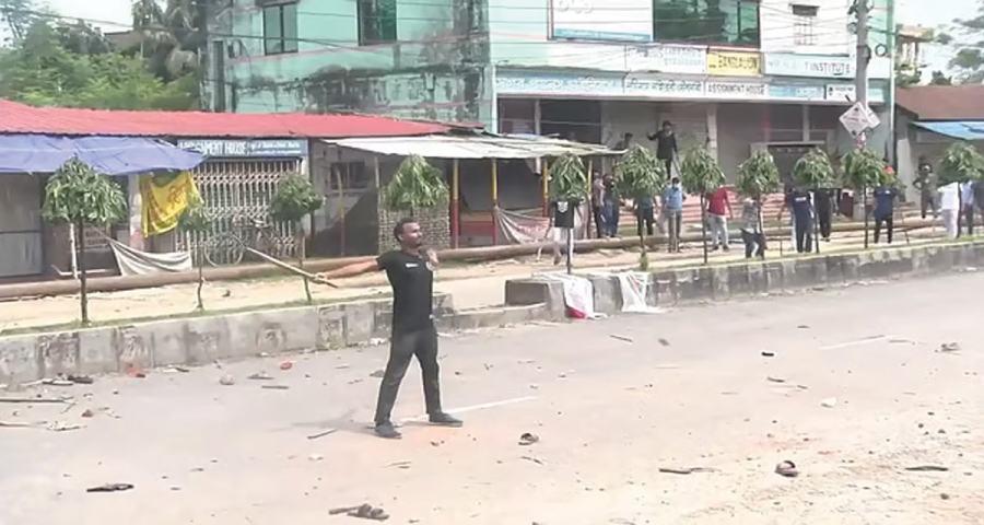 ফিরে দেখা ১৬ জুলাই: আবু সাঈদের মৃত্যুতে শিক্ষার্থীদের ক্ষোভ রূপ নেয় স্ফুলিঙ্গে