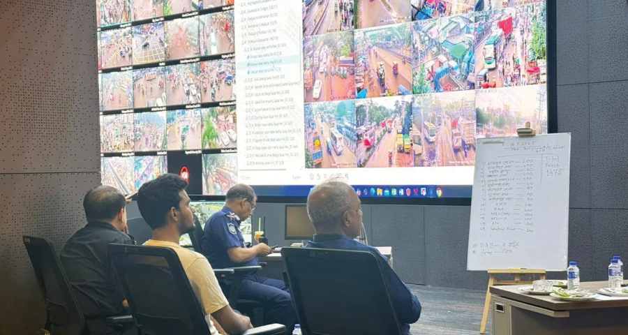 ‘কেউ ঘর থেকে বের হবেন না’, গোপালগঞ্জবাসীকে আসিফ মাহমুদ