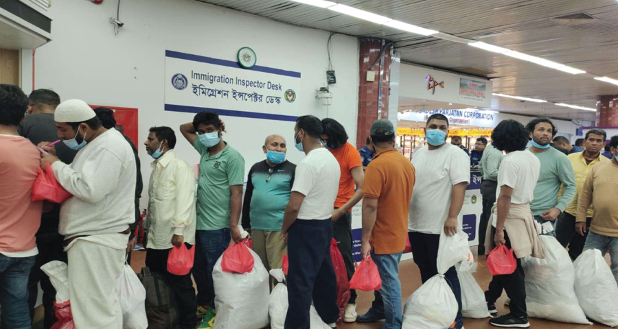 ৩৯ বাংলাদেশিকে ফেরত পাঠাল যুক্তরাষ্ট্র