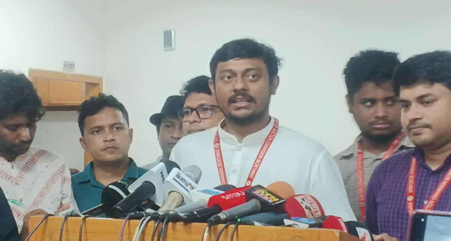 সামরিক উর্দি ও দলীয় পোশাকে আবৃত ইসি : নাসীরুদ্দীন পাটওয়ারী