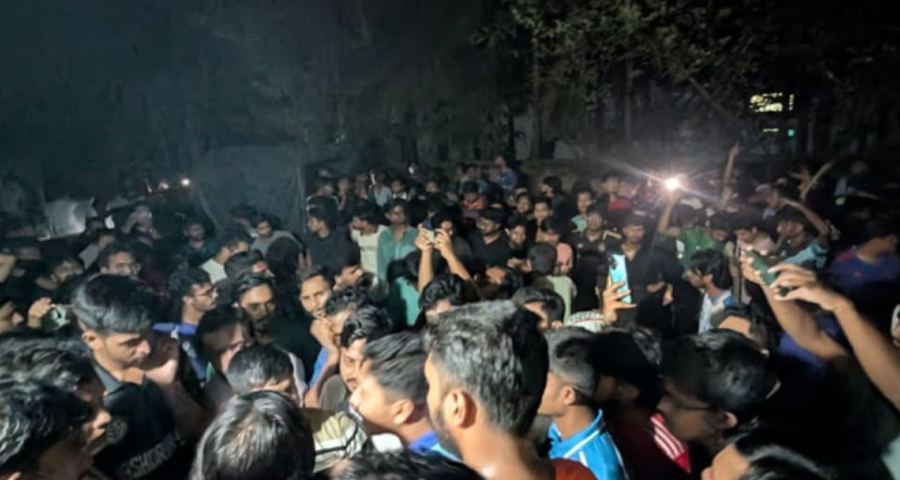 চবিতে সংঘর্ষের ঘটনায় সব পরীক্ষা স্থগিত