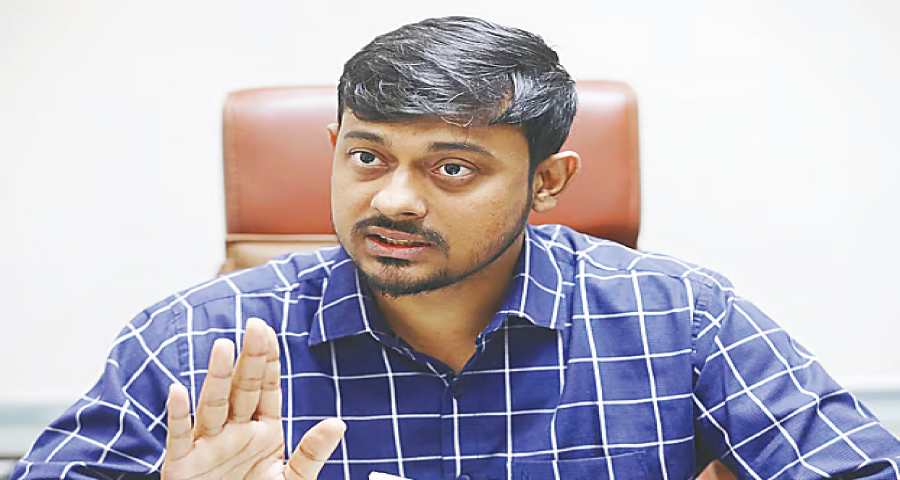 সাগরের পাড়ে বসে গভীরভাবে ভাবতে চেয়েছি: নাসীরুদ্দীন পাটওয়ারী