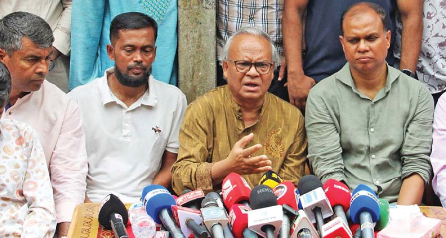 ১৫ আগস্টে যেসব বুদ্ধিজীবী ও কবিসাহিত্যিকরা শোক জানিয়েছিলো তারা অনুভূতি শূন্য: রিজভী