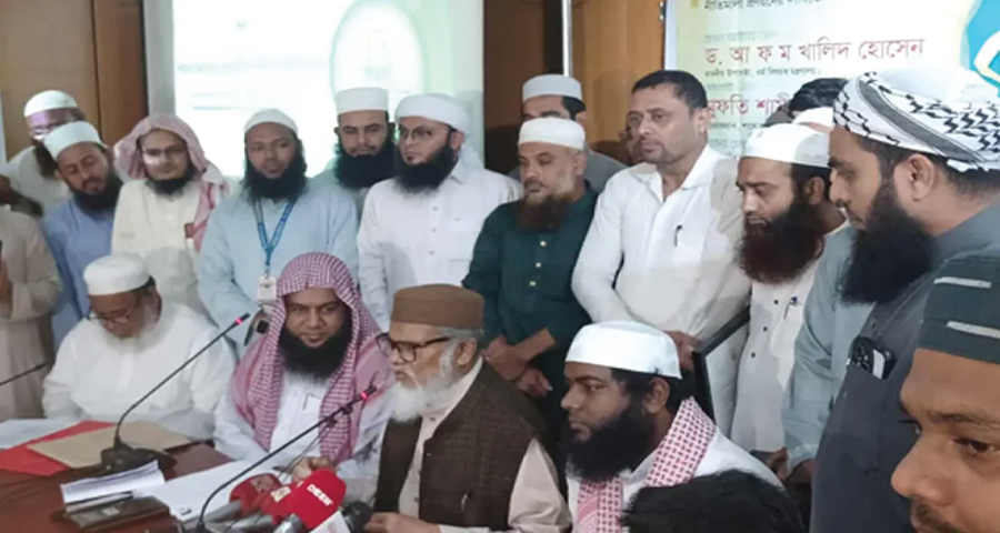 মসজিদ কমিটি ব্যবস্থাপনা নীতিমালার গেজেট শিগগিরই : ধর্ম উপদেষ্টা