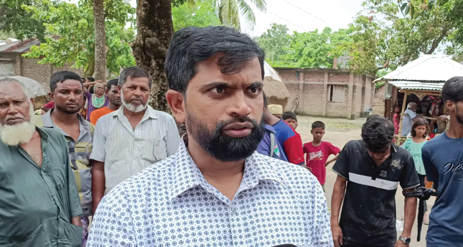 ভারতে পালানোর সময় ঢাকা মহানগর দক্ষিণ আ.লীগের দপ্তর সম্পাদক গ্রেপ্তার