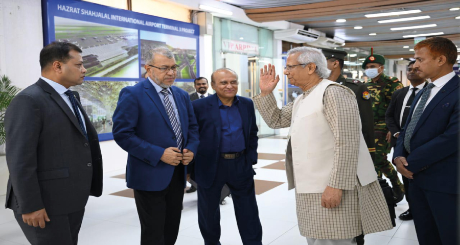 মালয়েশিয়ার উদ্দেশ্যে ঢাকা ছাড়লের প্রধান উপদেষ্টা