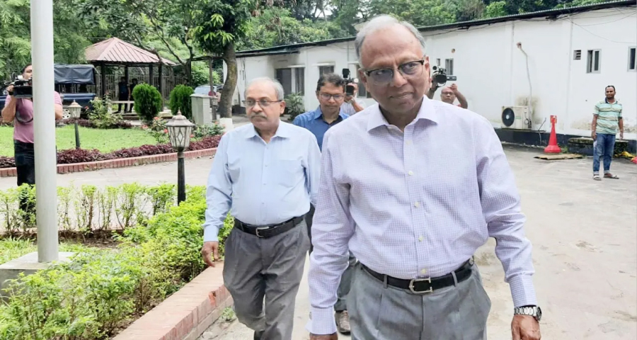 দ্বিতীয় দিনের সাক্ষ্য দিতে ট্রাইব্যুনালে মাহমুদুর রহমান