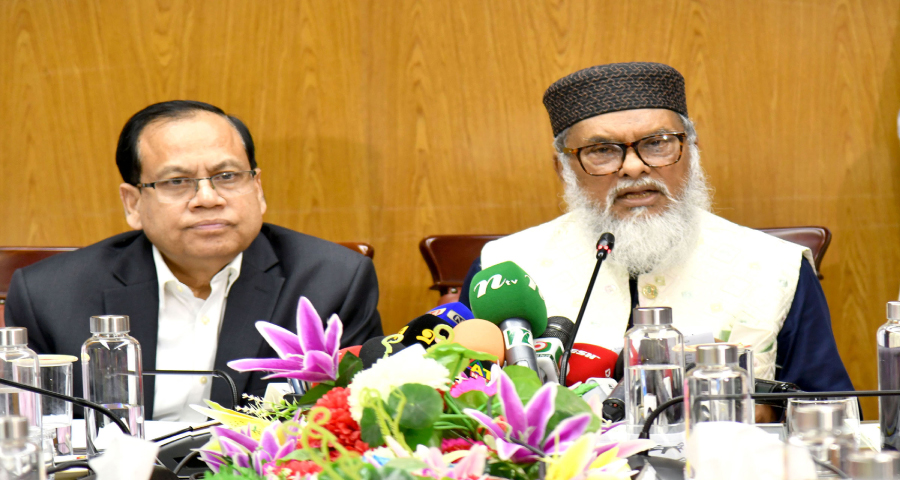 যুক্ত হলো নতুন হজ প্যাকেজ, কমল উড়োজাহাজ ভাড়া