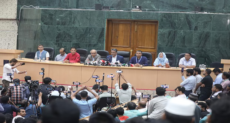 ডাকসুর শীর্ষ তিন পদে আলোচিত কোন প্রার্থী কত ভোট পেলেন