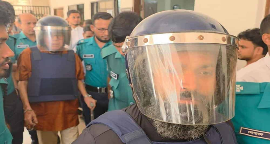 হত্যা মামলায় সাবেক মন্ত্রী কামরুল রিমান্ডে, গ্রেপ্তার সোলায়মান