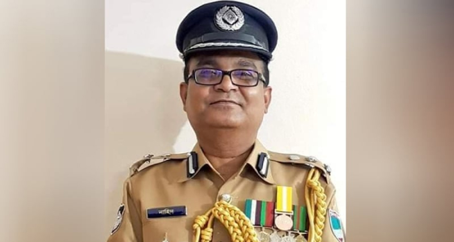সাবেক ডিআইজি নাহিদুল ইসলাম গ্রেপ্তার