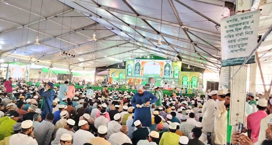 চট্টগ্রামে জশনে জুলুসে পদদলিত হয়ে প্রাণ গেল ২ জনের