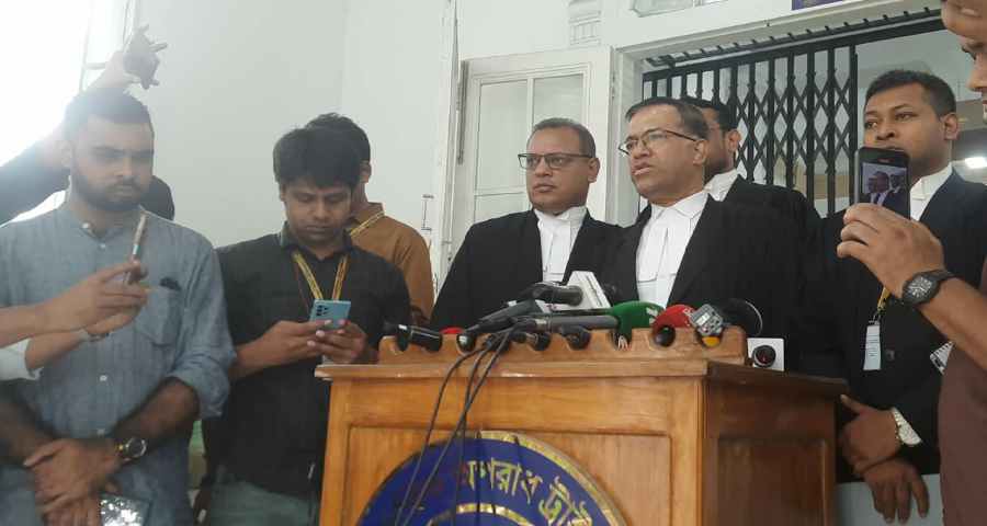 সেনা কর্মকর্তারা স্বেচ্ছায় আত্মসমর্পণ করেছেন : আসামিপক্ষের আইনজীবী