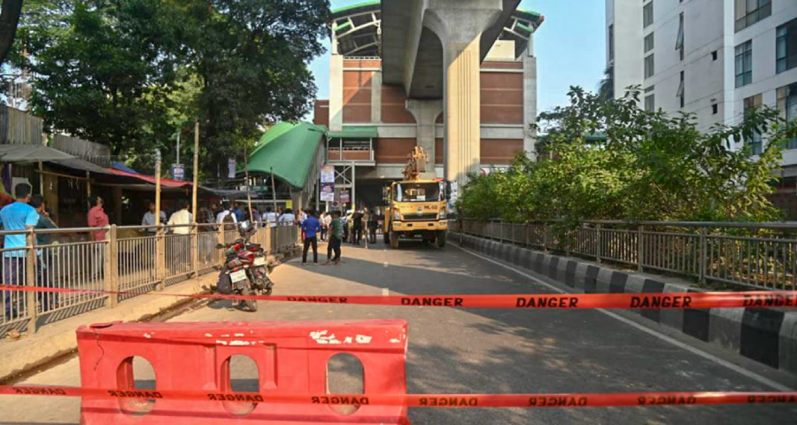 মেট্রোরেলে দুর্ঘটনায় নিহতের পরিবারকে দুই কোটি টাকা ক্ষতিপূরণ দিতে রুল