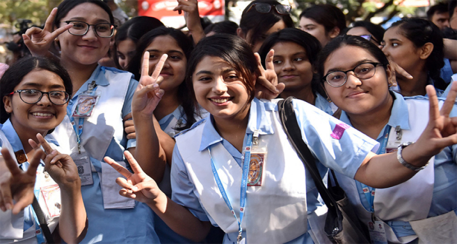 এইচএসসি ও সমমানের ফল প্রকাশ, পাসের হার ৫৮.৮৩ শতাংশ