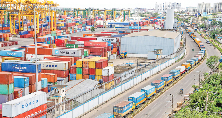 বন্দরে নতুন মাশুল কার্যকর: ৫৭ টাকার পাস ২৩০ টাকা, ট্রাক-ট্রেইলার চলাচল বন্ধ