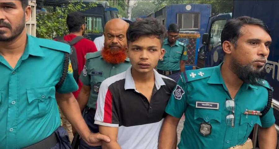 বিচারকের গাড়ির যন্ত্রাংশ চুরির চেষ্টা, পিটুনি দিয়ে পুলিশে