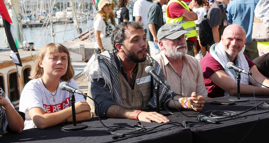 ইসরায়েলে অনির্দিষ্টকালের জন্য অনশন শুরু করেছেন ফ্লোটিলার অভিযাত্রীরা