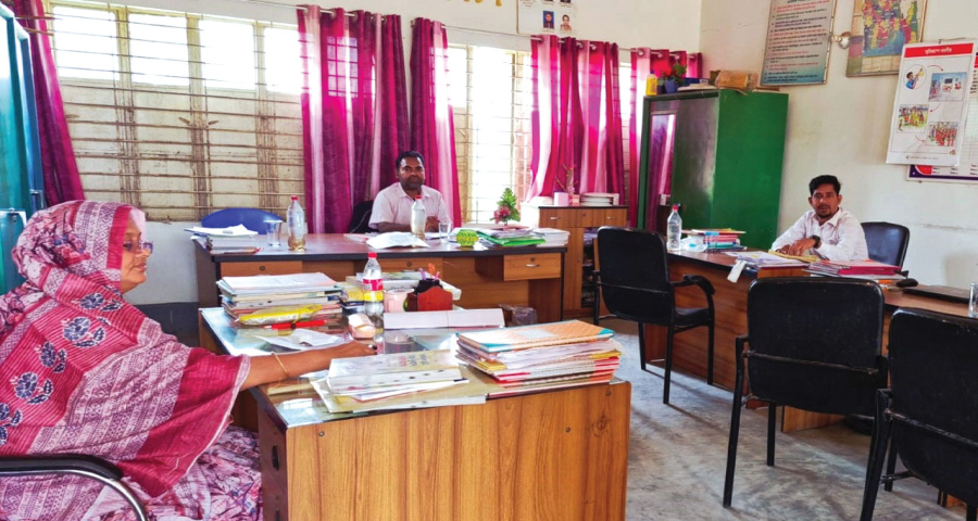 গণহারে বদলি আদেশের পর শিক্ষকদের আন্দোলন স্থগিত