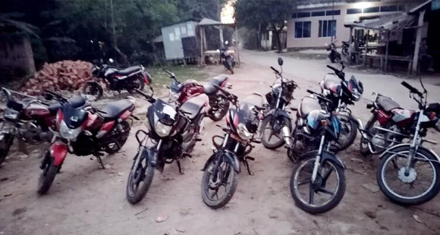 লুট হওয়া জামায়াতের ৯ মোটরসাইকেল বিএনপি নেতার বাড়ি থেকে উদ্ধার