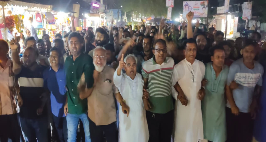 ময়মনসিংহ-৩ গৌরীপুর আসনে দলীয় মনোনয়ন পরিবর্তনের দাবিতে বিক্ষোভ