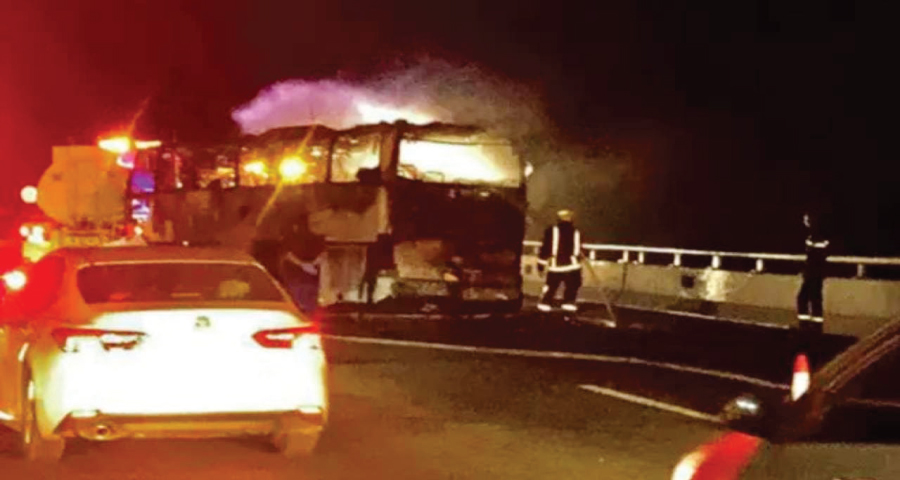 মক্কা-মদিনা রুটে ভয়াবহ বাস দুর্ঘটনা, নিহত অন্তত ৪২ ভারতীয় ওমরাহযাত্রী