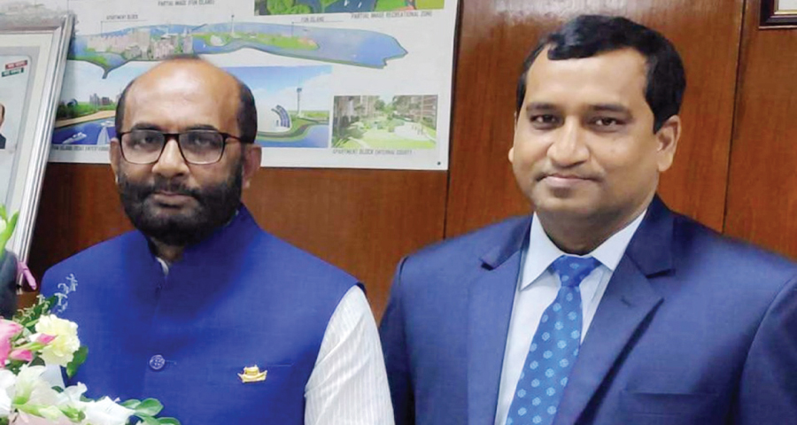 সাবেক মন্ত্রী শ ম রেজাউল করিমের ভাই গ্রেপ্তার