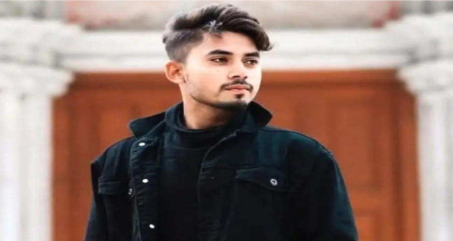 চলন্ত ট্রেনের ছাদ থেকে পড়ে প্রাণ গেল যুবকের