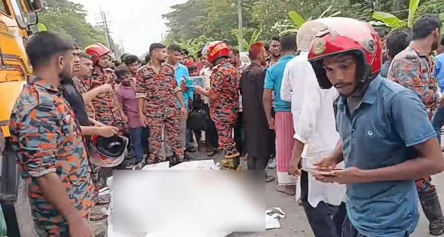 নোয়াখালীতে ট্রাকচাপায় অটোরিকশার চালকসহ ৬ যাত্রী নিহত