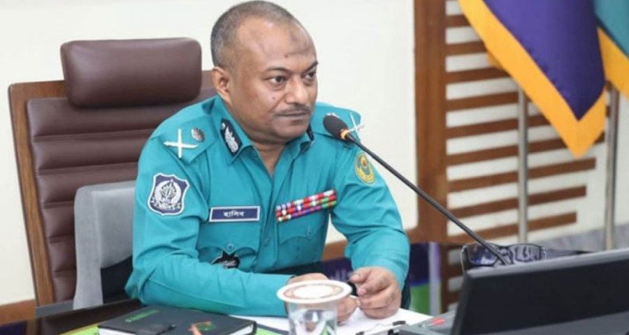 সন্ত্রাসীদের দেখামাত্র ব্রাশফায়ারের নির্দেশ চট্টগ্রাম পুলিশ কমিশনারের