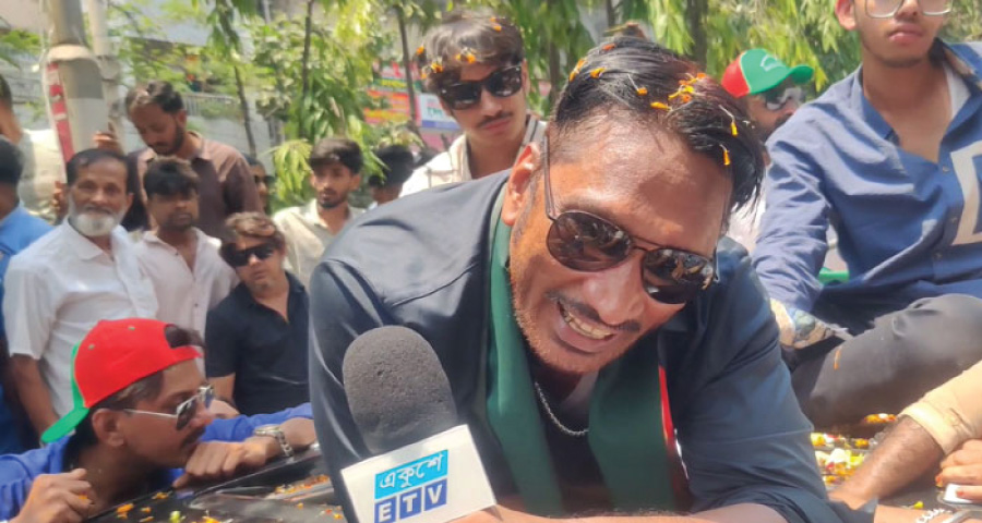 জাকির খানের নিরাপত্তা চেয়ে মায়ের জিডি