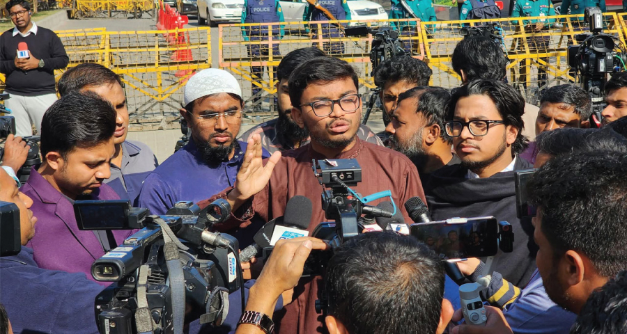 ‘স্বরাষ্ট্র উপদেষ্টাকে পদত্যাগ করিয়ে আমরা ঘরে ফিরবো’